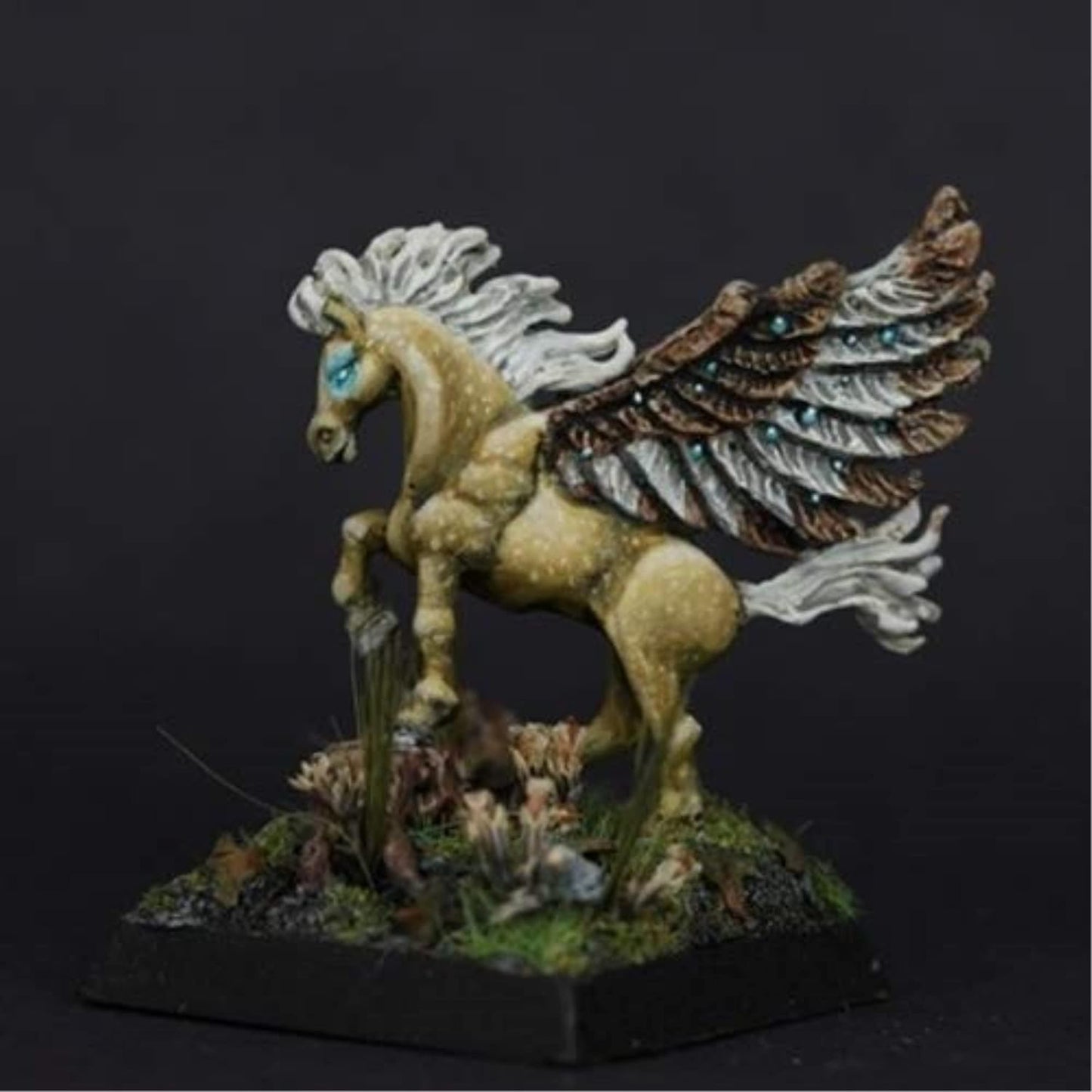 Reaper Miniatures Dark Heaven Unicorn Foal & Pegasus Hatchling #02207