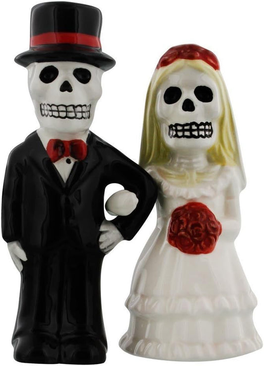 Pacific Trading Day of the Dead Love Never Dies Couple Salt and Pepper Shakers #10771